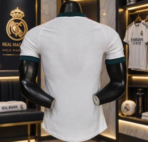 Real Madrid White Football Jersey – Stylish Soccer Sports T-Shirt for Men